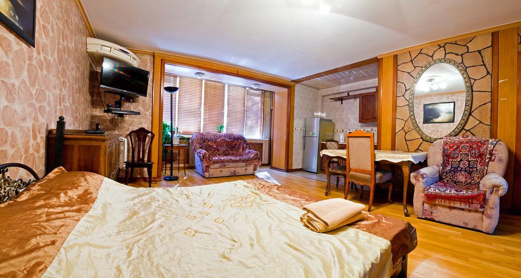 אלמטי Lessor Apartments חדר תמונה
